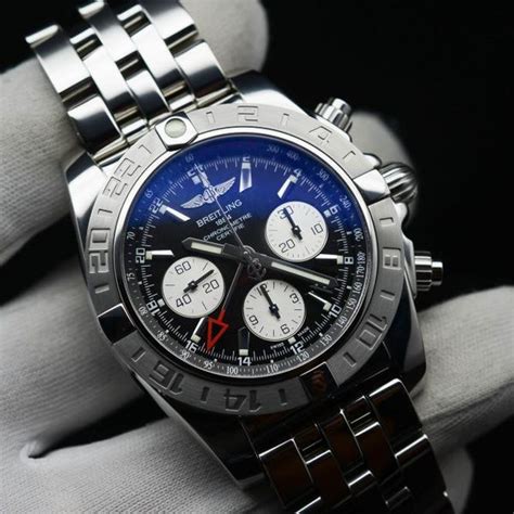 breitling ab042011 bb56|navitimer 01 43mm ammo strap.